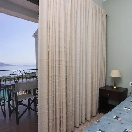 Bella Vista Apartman Koméno