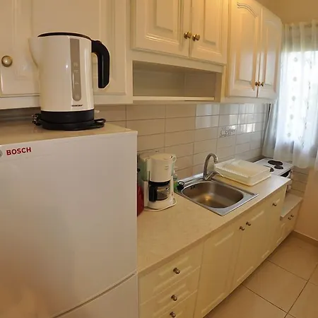 Bella Vista * קומנון