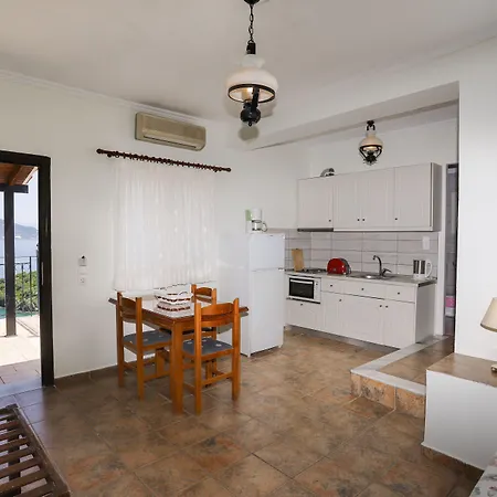 Bella Vista * קומנון